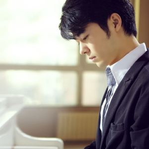 一龙双凤刘晓莉的背景故事
